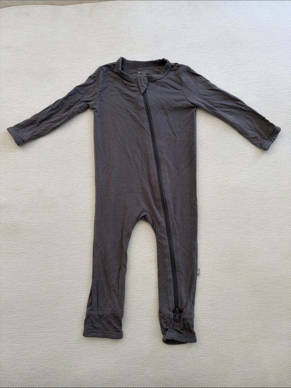 Kyte BABY Zippered Romper in Charcoal
